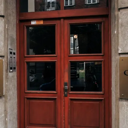 - Vibes, Historic Charm Appartement Krakau