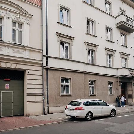 - Vibes, Historic Charm Appartement Krakau
